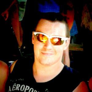 Meet your Posher, Ray